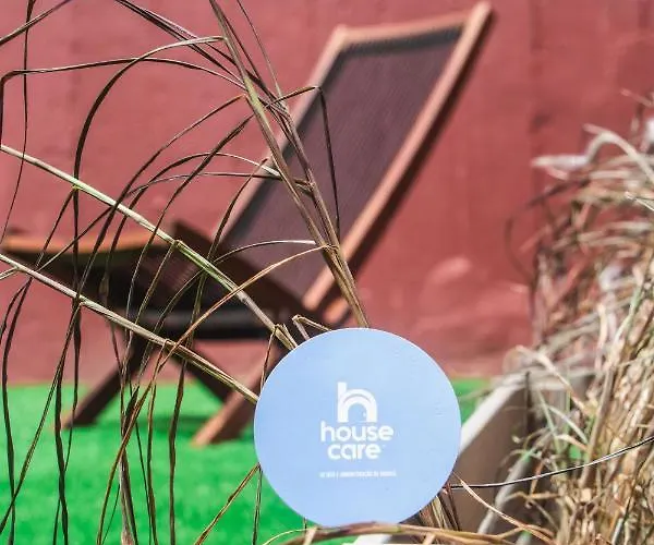 Sao Lazaro's Garden - With Terrace דירה