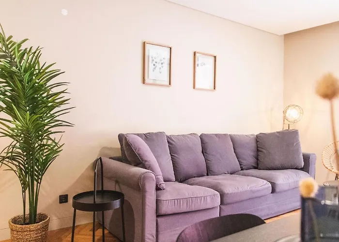 Sao Lazaro's Garden - With Terrace דירה