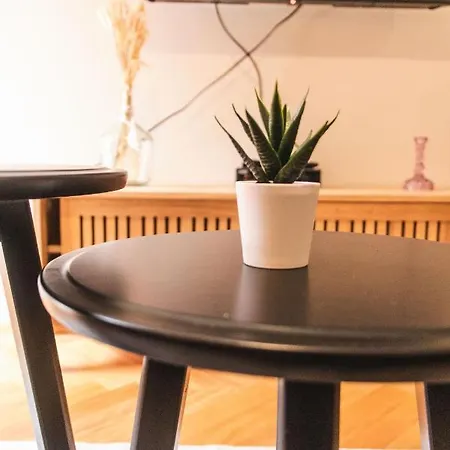 Sao Lazaro's Garden - With Terrace