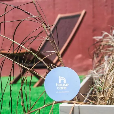 Sao Lazaro's Garden - With Terrace Apartament