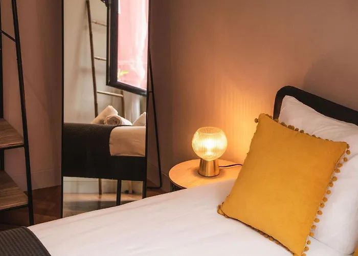 Sao Lazaro's Garden - With Terrace Apartment *