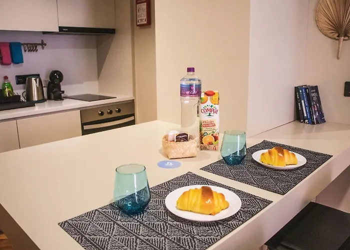 Sao Lazaro's Garden - With Terrace 波尔图