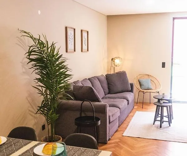 Sao Lazaro's Garden - With Terrace Apartment *