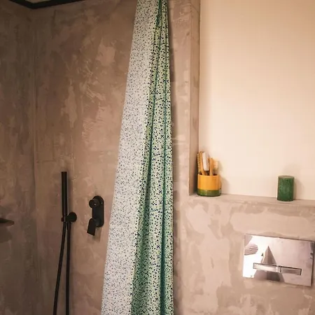 Sao Lazaro's Garden - With Terrace Appartement *