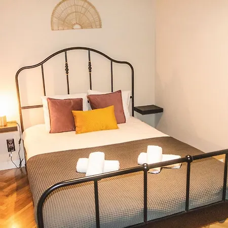 Sao Lazaro's Garden - With Terrace