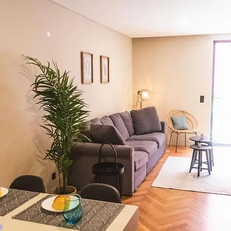 Sao Lazaro's Garden - With Terrace דירה *