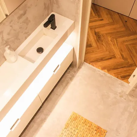 Sao Lazaro's Garden - With Terrace Appartement *