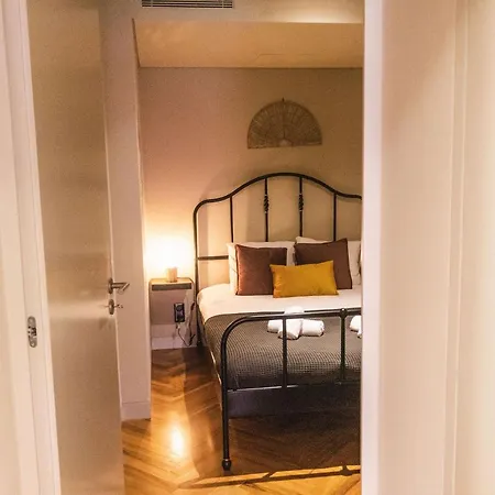 Sao Lazaro's Garden - With Terrace *