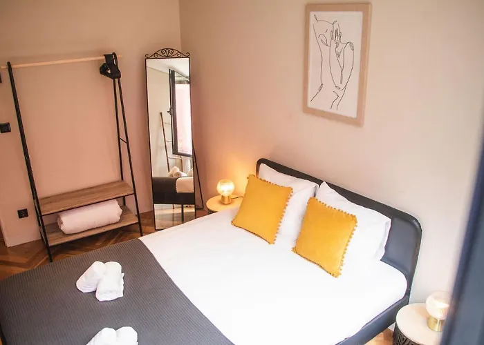 Sao Lazaro's Garden - With Terrace Porto