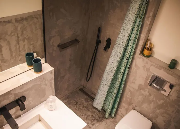 Daire Sao Lazaro's Garden - With Terrace