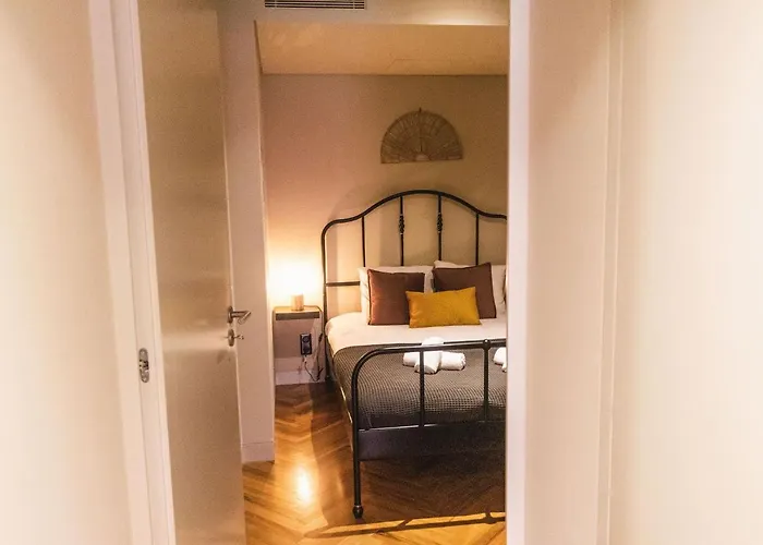 Sao Lazaro's Garden - With Terrace *